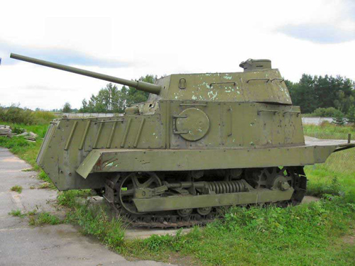 Дорогу бронетрактору!